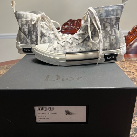 Dior high tops worn once original price 1,200 - Picture 2 of 7
